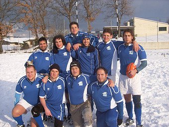 I coraggiosi giocatori del RCSM che hanno giocato tra loro nella neve di Chiesanuova! I coraggiosi giocatori del RCSM che hanno giocato tra loro nella neve di Chiesanuova!